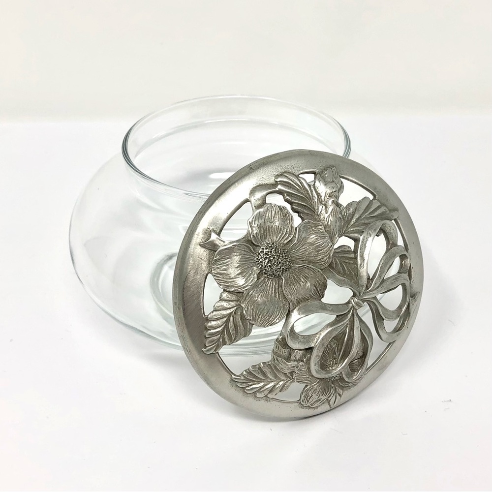 Seagull Pewter vintage trinket dish or potpourri bowl
